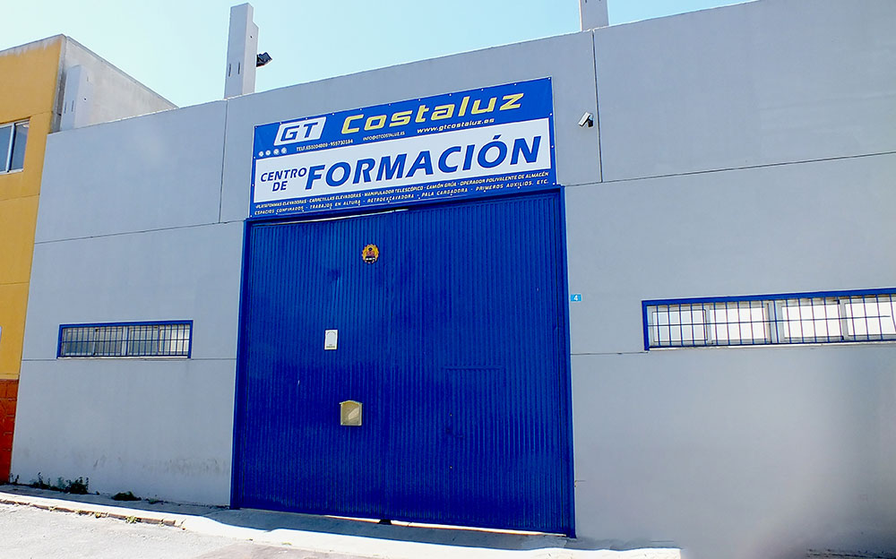 Vista del centro de formación Costaluz, formación en maquinaria en Huelva