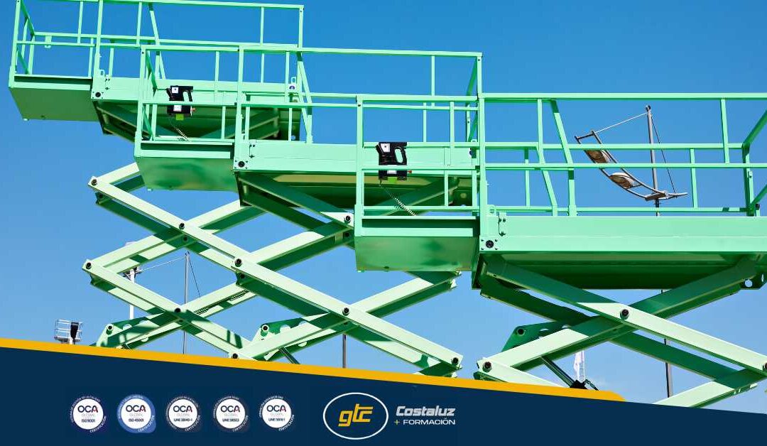 Claves para una formación segura en plataformas elevadoras de tijera